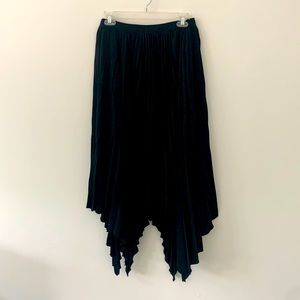 STELEN Pleated black small skirt